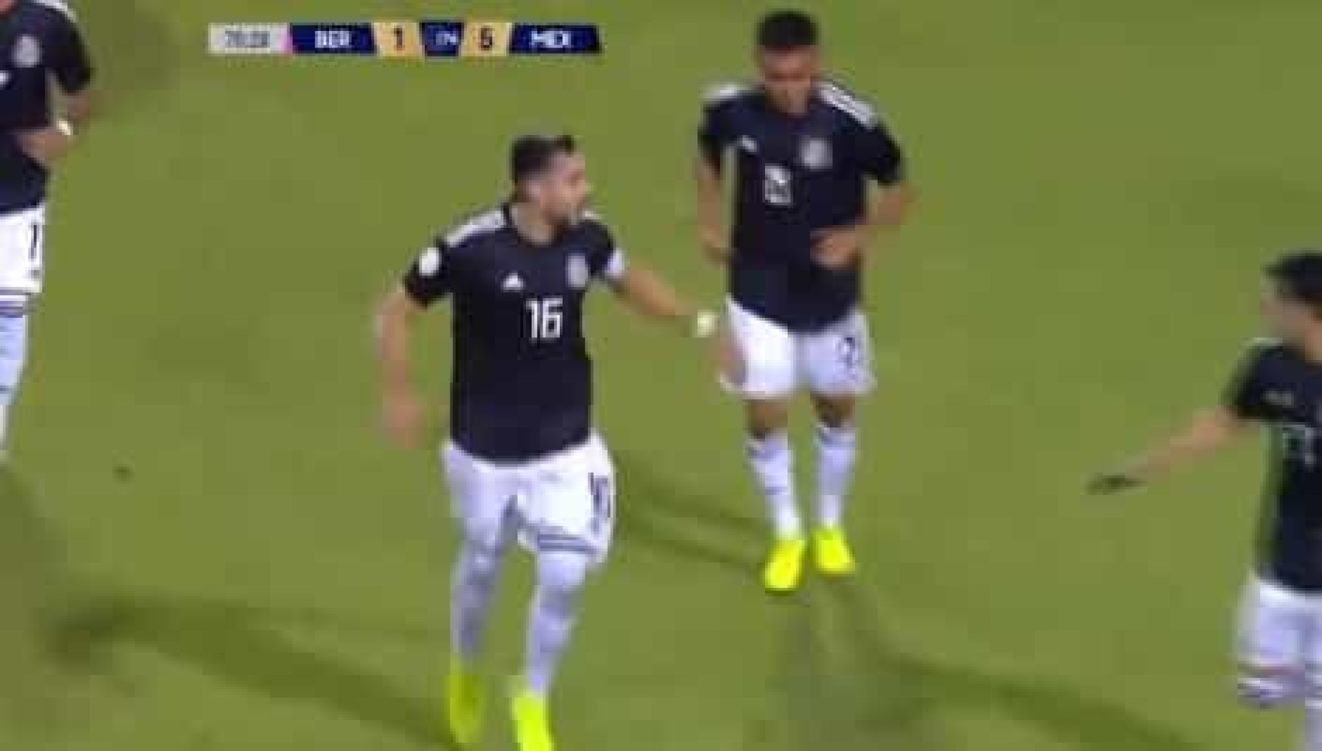 Para ver e rever: Herrera marca golaço pela seleção mexicana