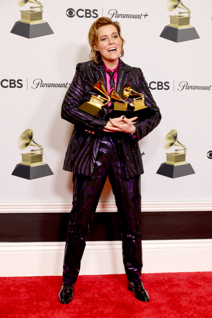 Visuais ousados, sexy e excêntricos. Houve de tudo nos Grammy