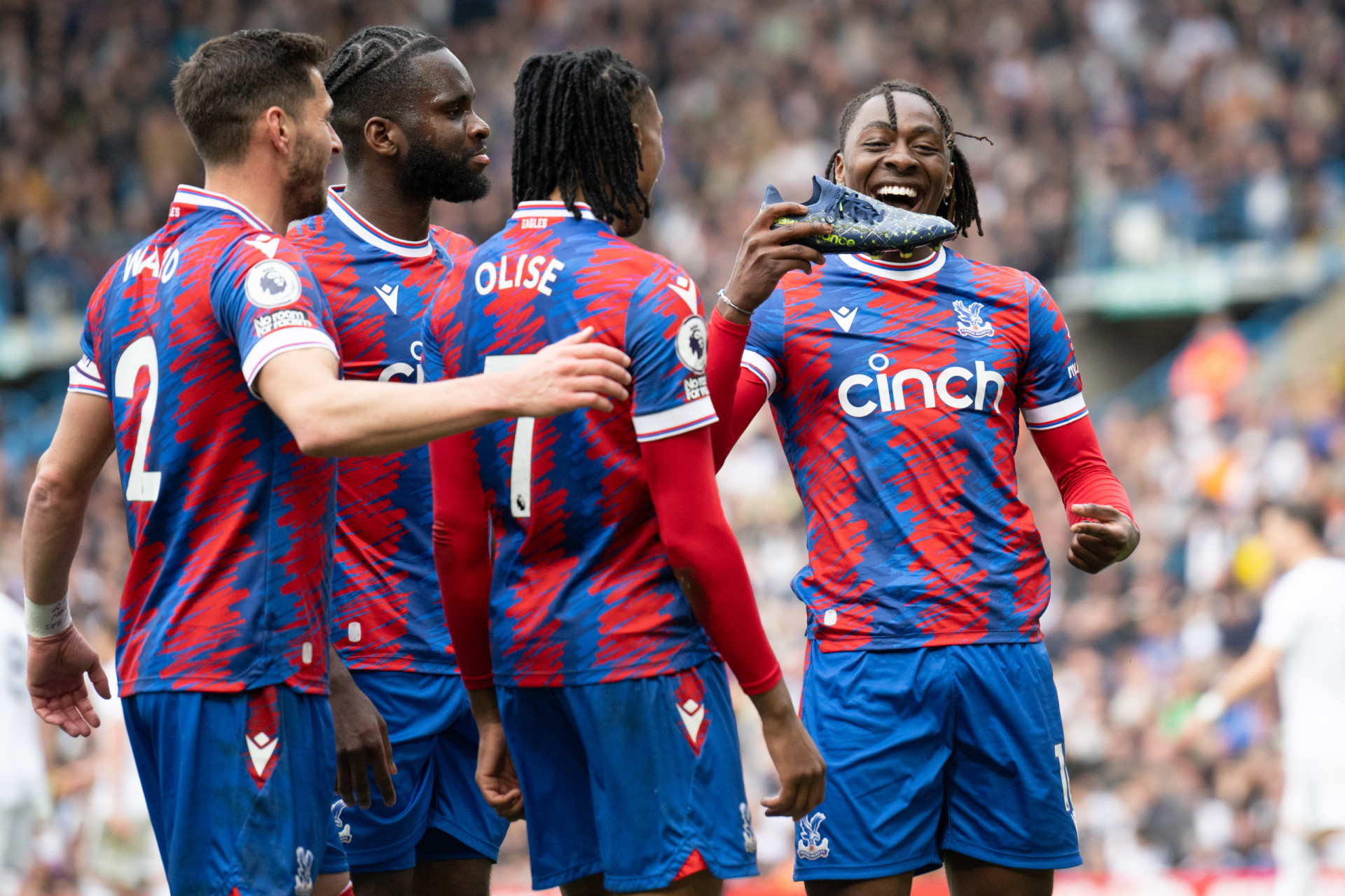 Os 'loucos' prémios da Premier League. Imagina quanto recebeu o último?