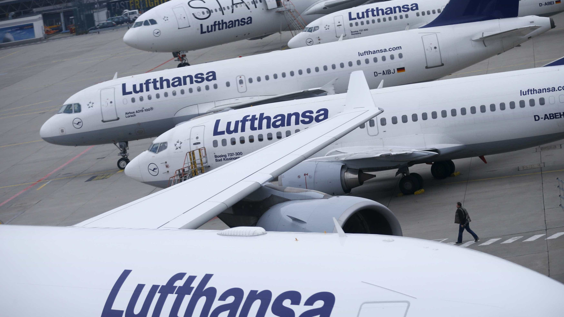 Problemas técnicos na Lufthansa causam atrasos no aeroporto de Frankfurt