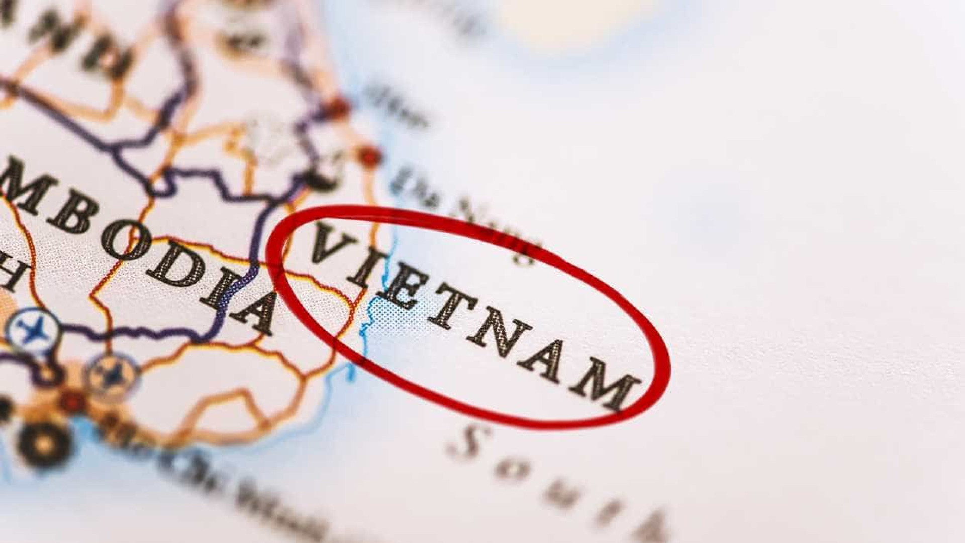 Empresário condenado a 8 anos de prisão por fraude financeira no Vietname