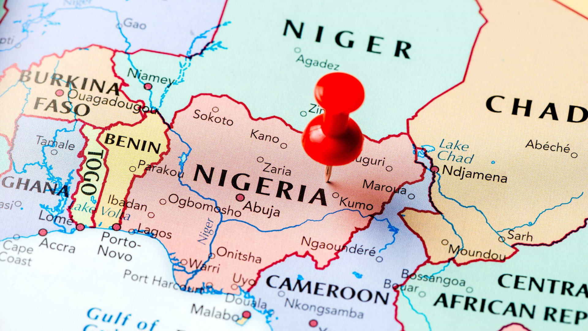 Três trabalhadores de ONG raptados nos Camarões libertados na Nigéria