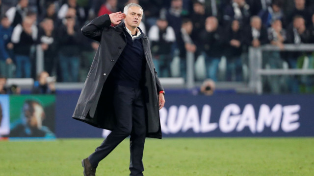 Mourinho: "Insultaram-me a mim e à minha família durante 90 minutos"