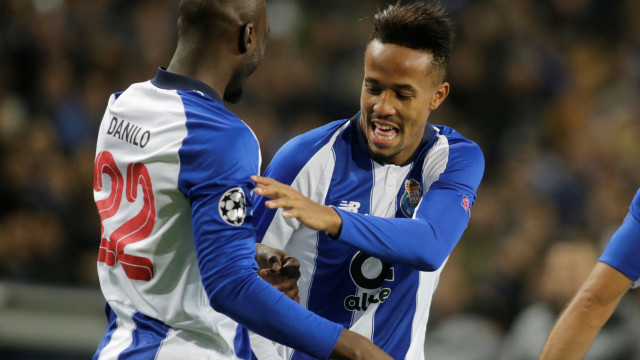 Venda de Militão paga... renovações do FC Porto