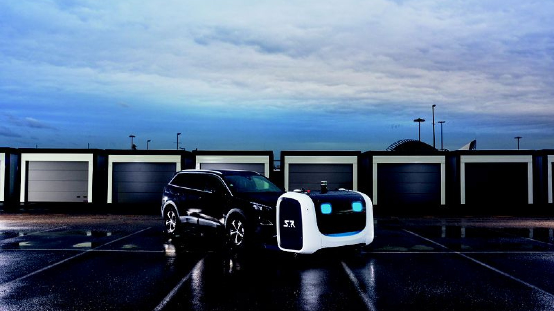 Atrasado para o avião? Este robot vai ajudá-lo a estacionar o carro