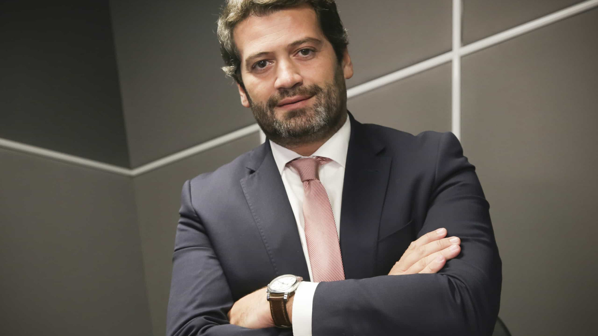 Chega quer ouvir Medina sobre fim dos certificados de aforro da série E