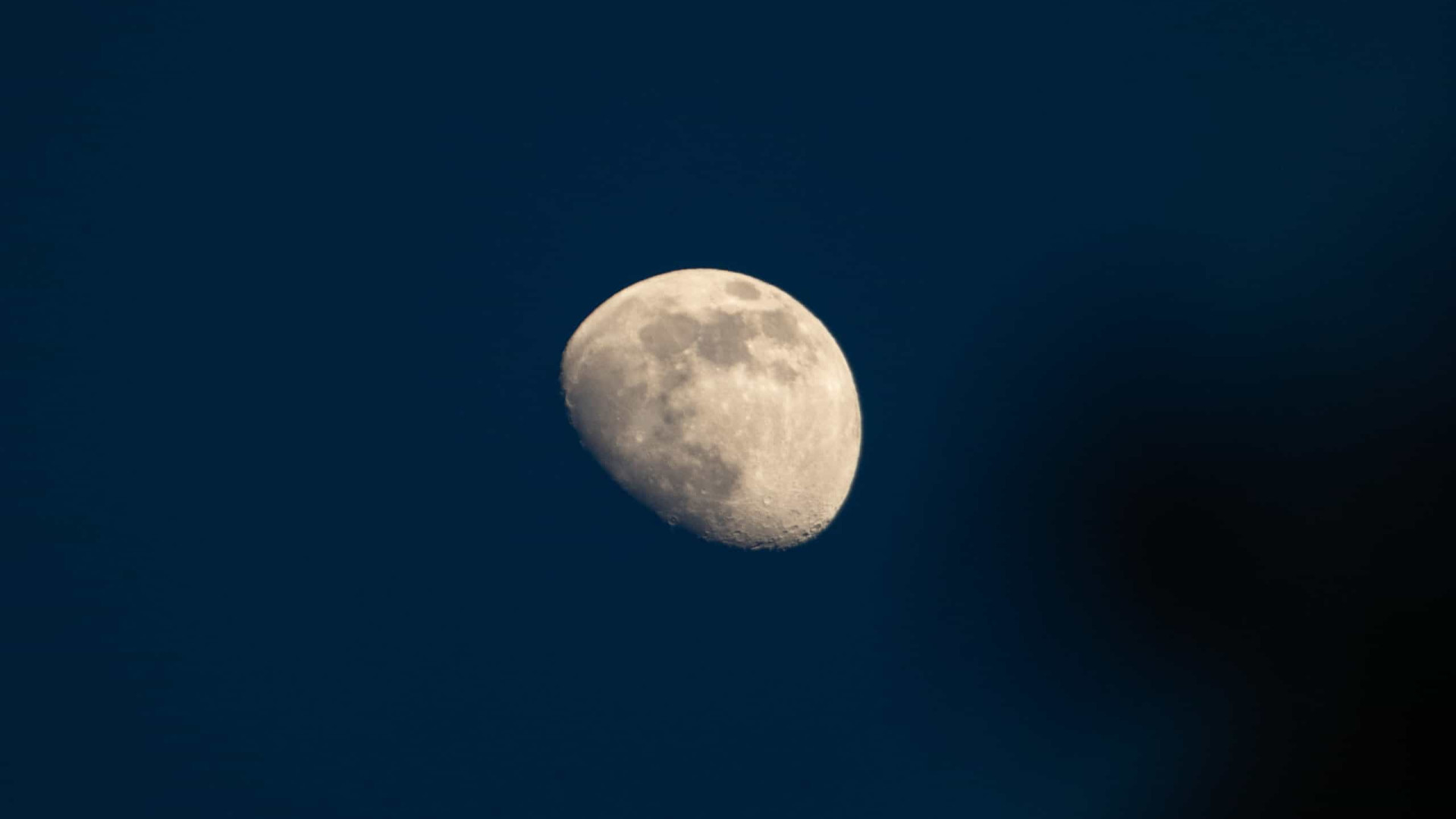 NASA vai enviar equipamento científico para lado mais longínquo da Lua