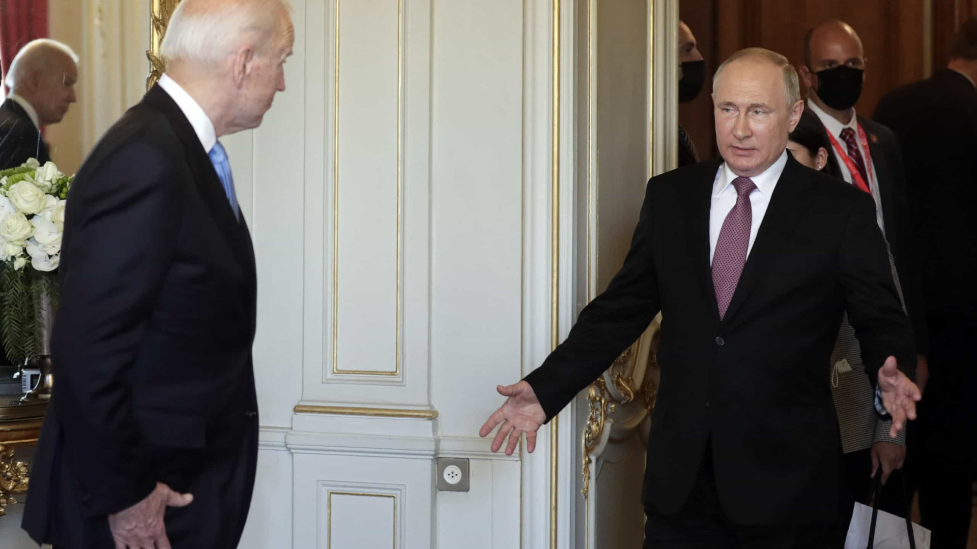 Biden e Putin declaram compromisso com a segurança estratégica