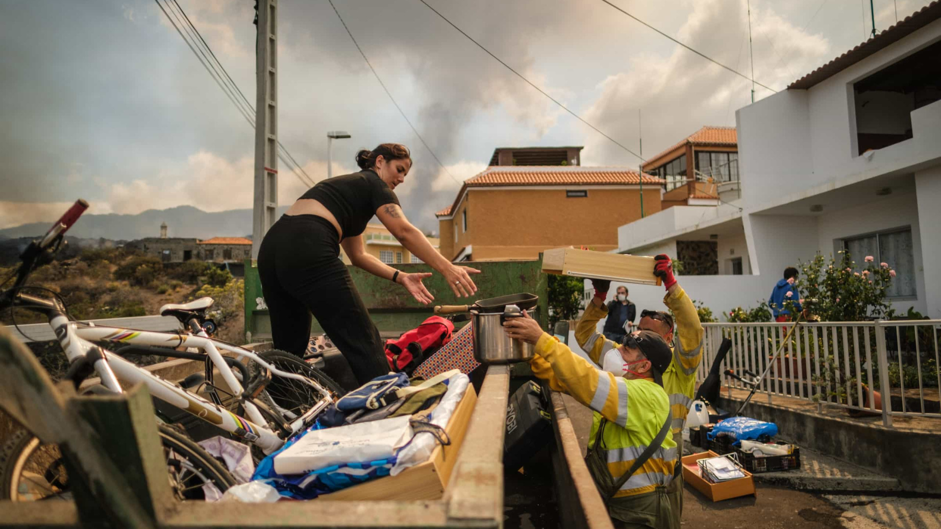 Vulcão destruiu 420 edifícios e 15,2 quilómetros de estrada em La Palma