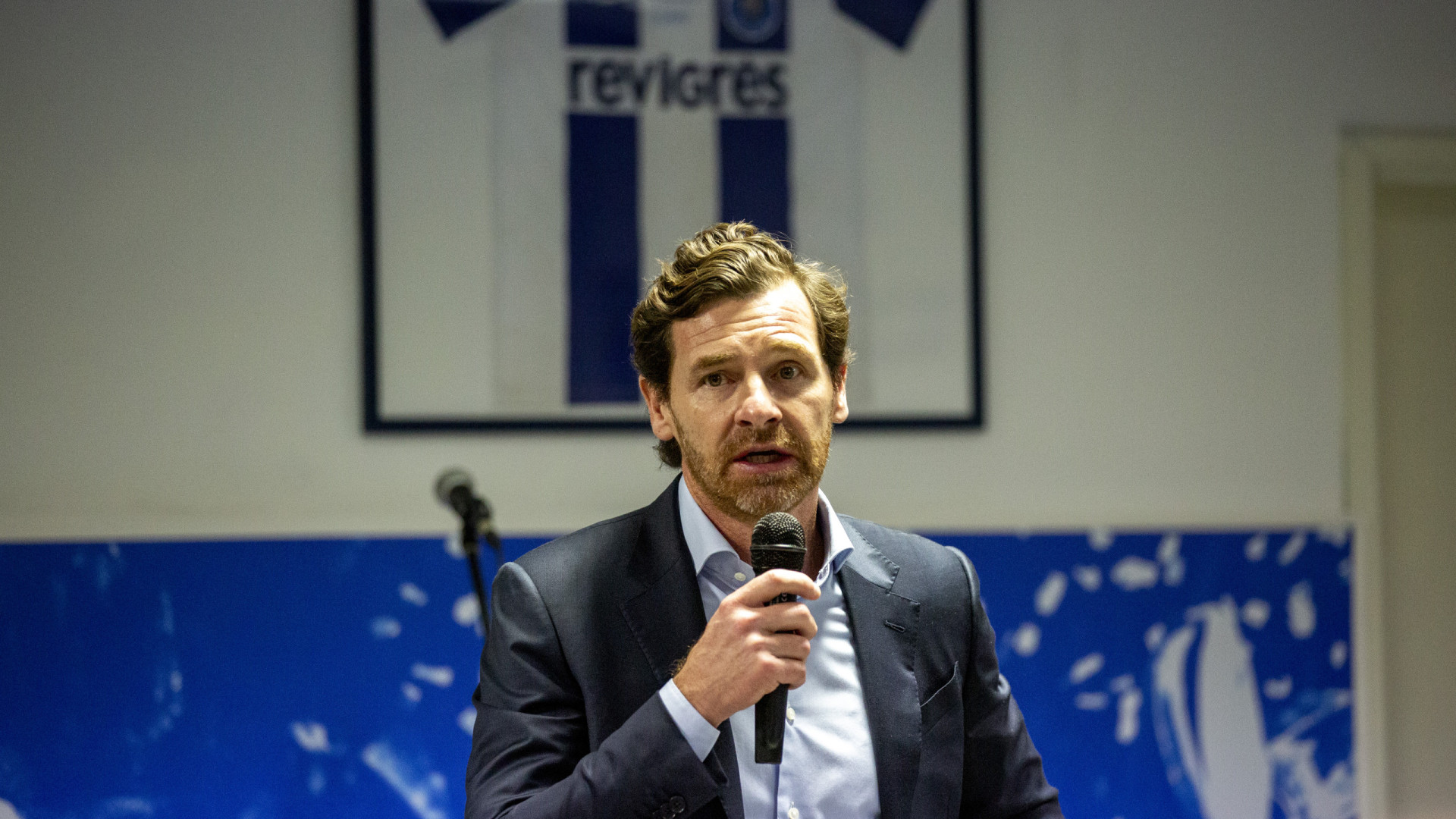 Villas-Boas visa pressa da FC Porto SAD para acelerar acordo com Ithaka