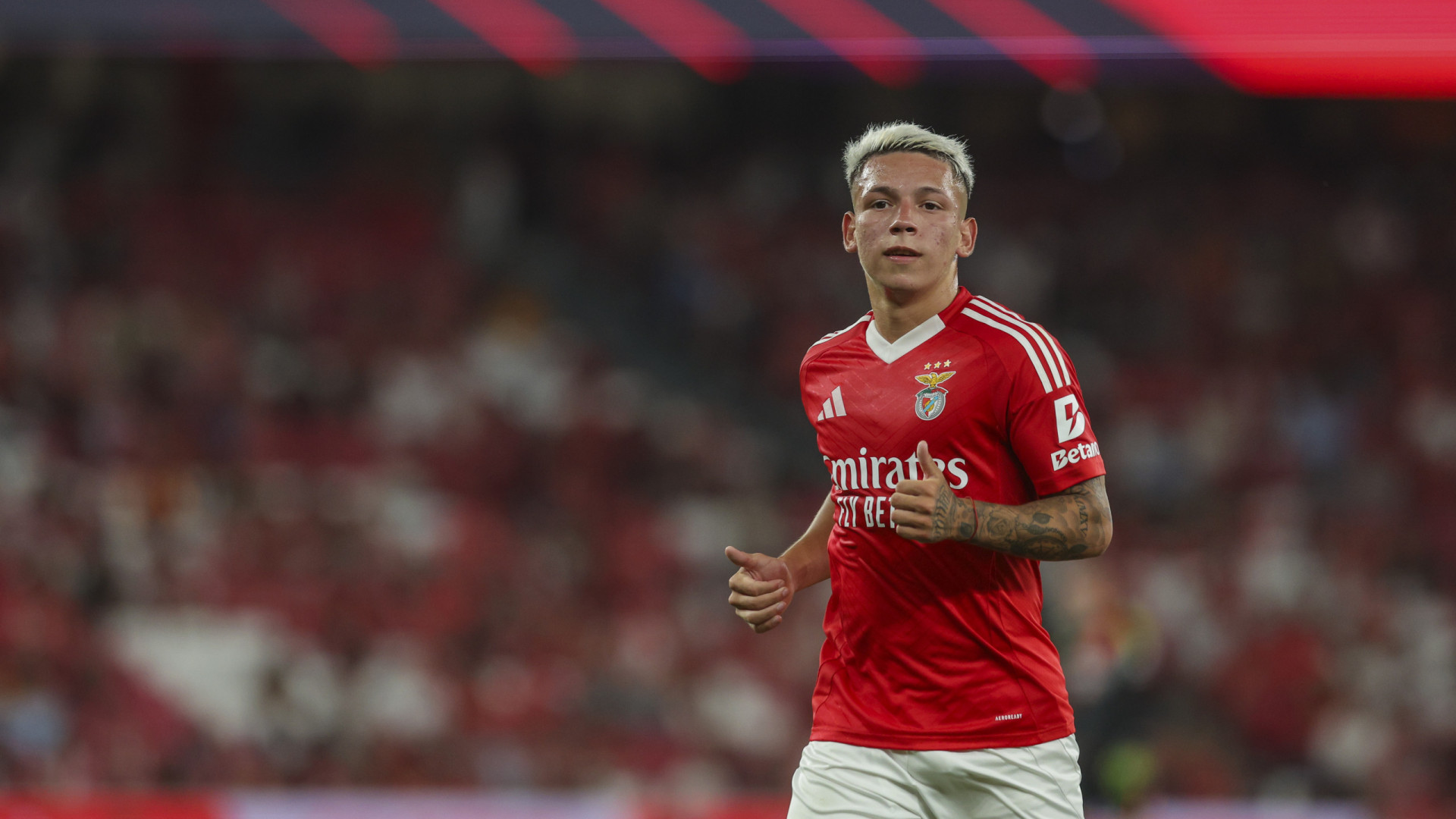 Benfica toma decisão sobre futuro de Prestianni... e Schmidt pode sorrir